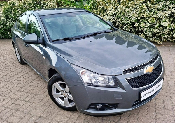 Chevrolet Cruze cena 19999 przebieg: 228000, rok produkcji 2010 z Czaplinek małe 172